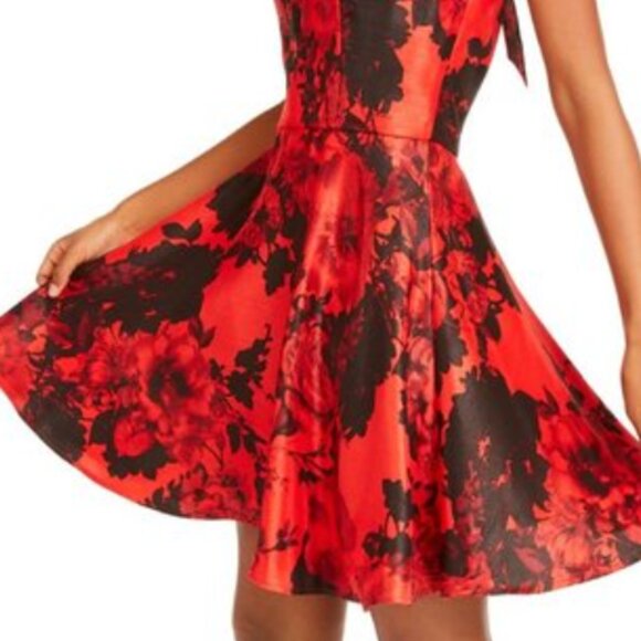 Formal Fit and Flare | Red and Black | Juniors - Picture 4 of 5